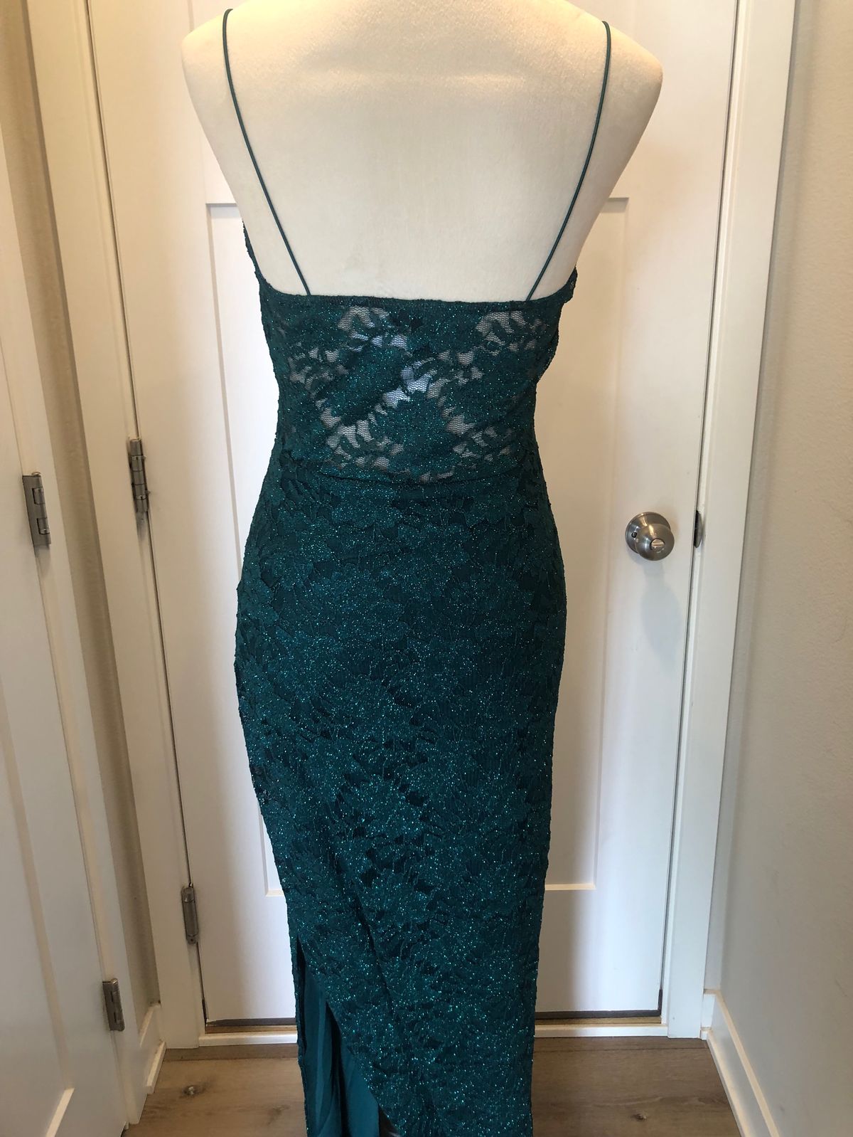 Windsor Size L Prom Plunge Green Floor Length Maxi on Queenly