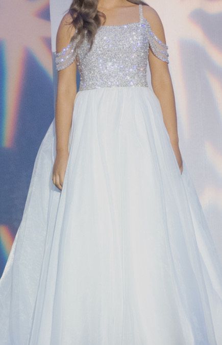 Sherri Hill Size 10 Prom White Ball Gown on Queenly