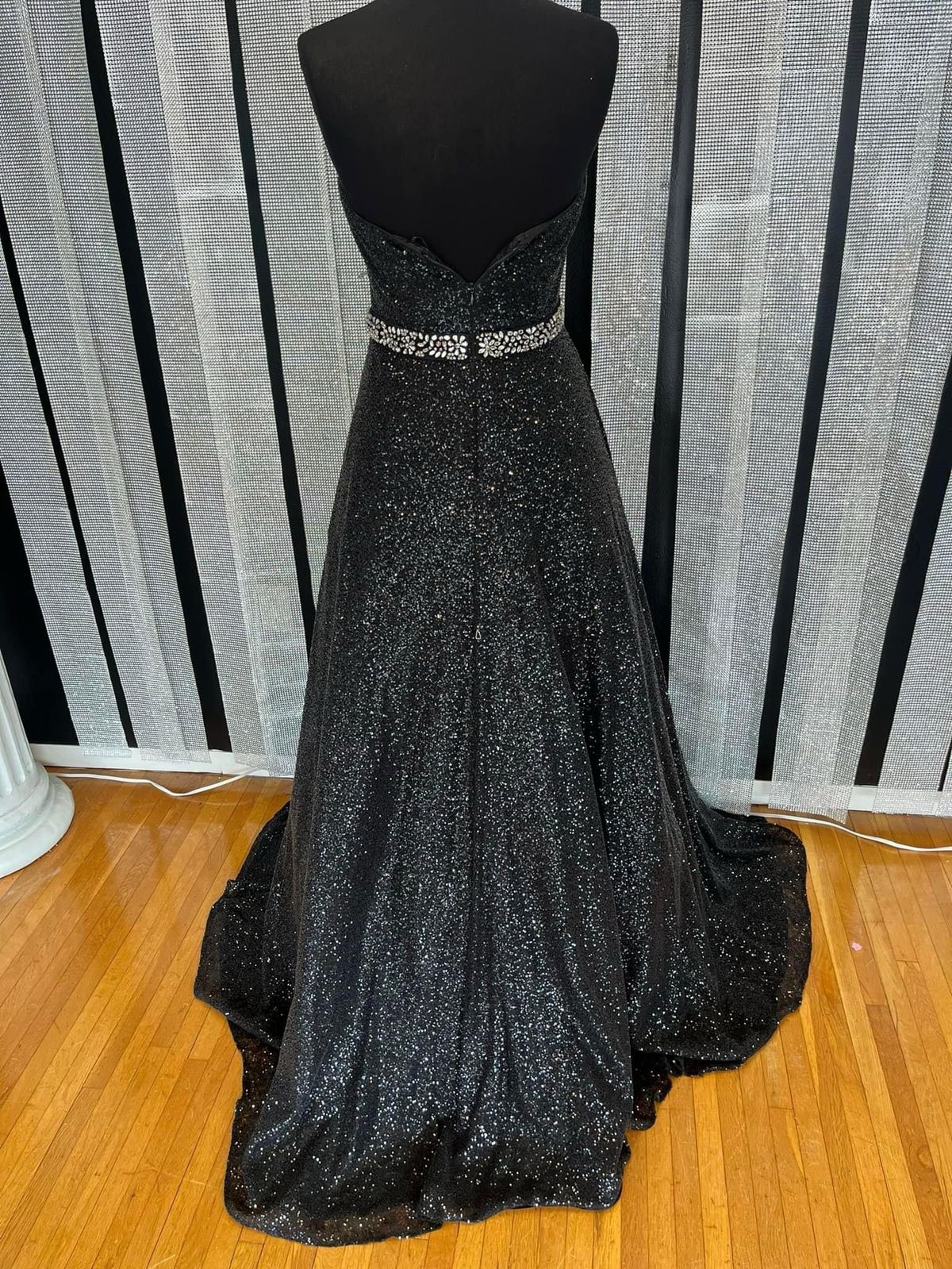 Jovani Size 4 Prom Strapless Black Ball Gown on Queenly