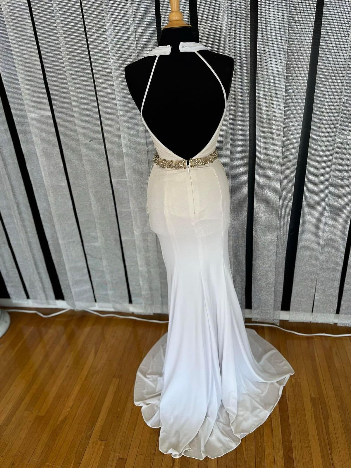 Jovani Size 4 Prom Plunge White Side Slit Dress on Queenly