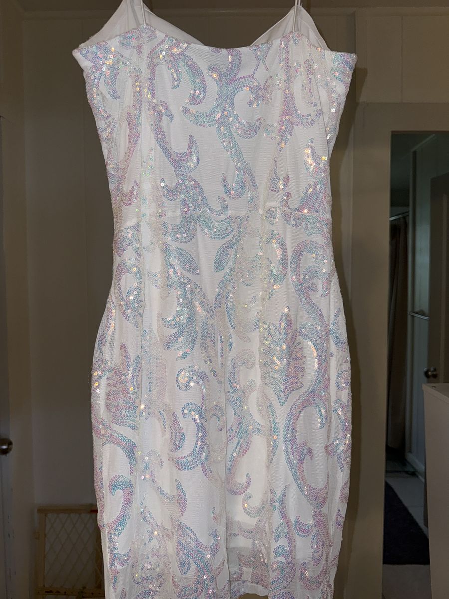Size L Homecoming White Cocktail Dress on Queenly
