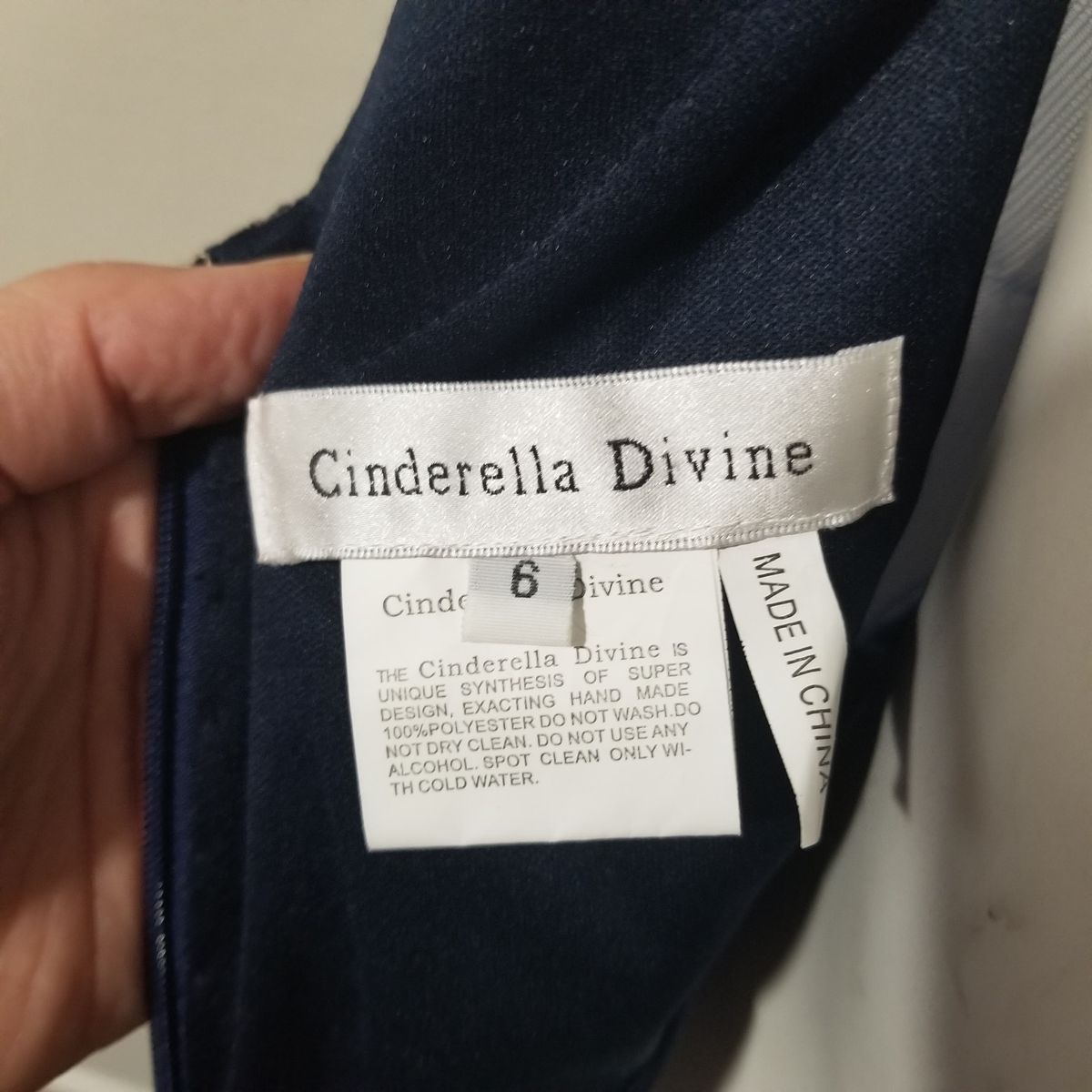 Cinderella Divine Size 6 Plunge Navy Blue Mermaid Dress on Queenly