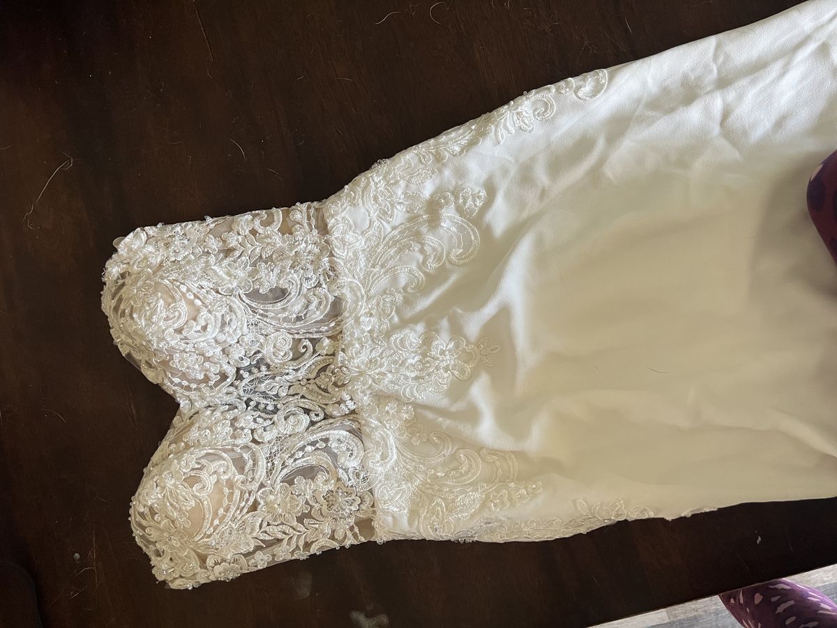 Size 0 White Dress With Train on Queenly