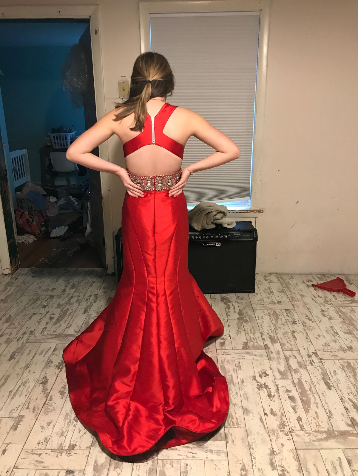 Mac Duggal Size 2 Pageant Plunge Satin Red Mermaid Dress on Queenly