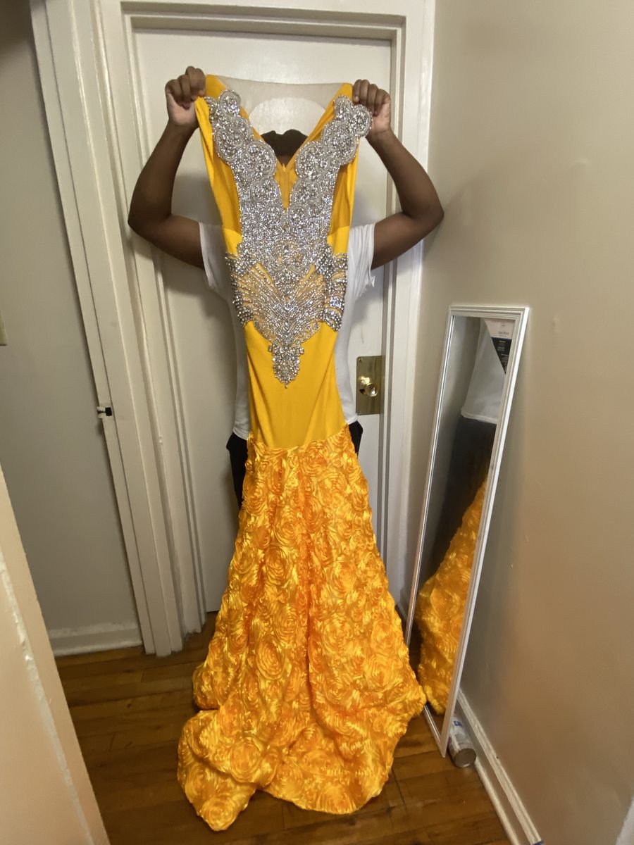 Kesean Jamal  Size 14 Prom Yellow Ball Gown on Queenly