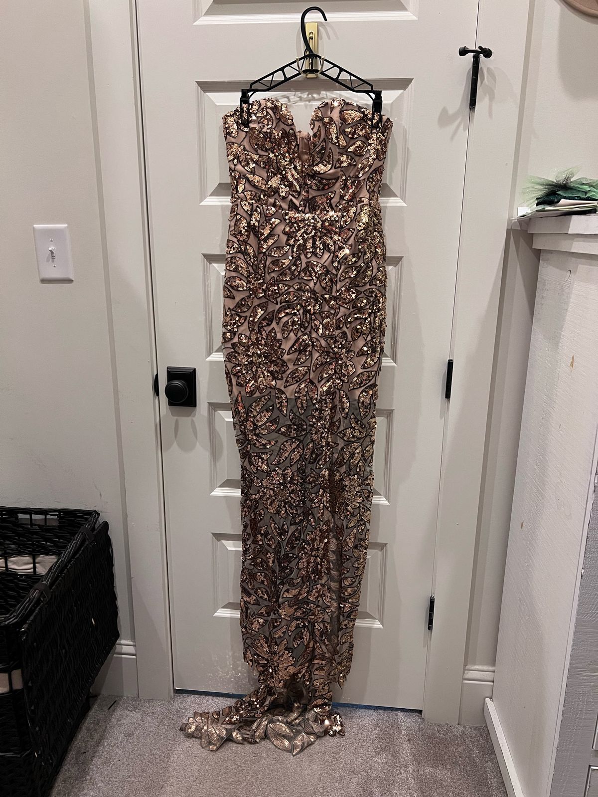 Milly Size 8 Strapless Floral Gold Side Slit Dress on Queenly