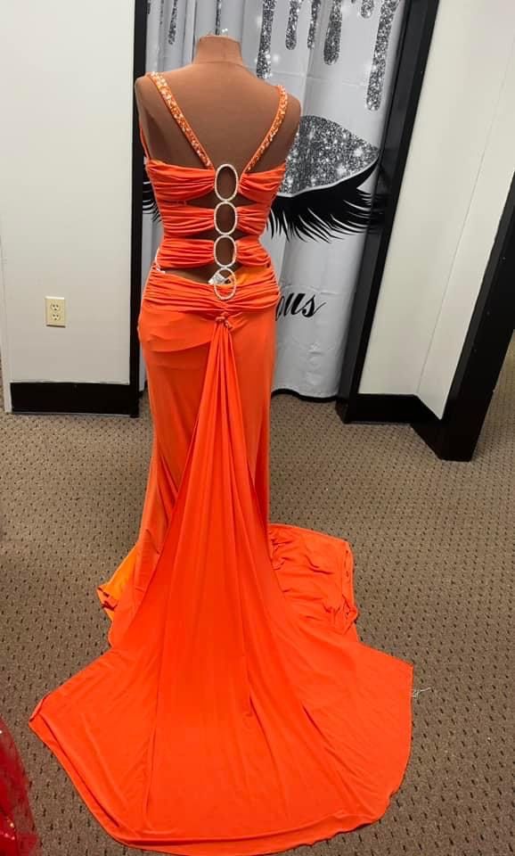 Size 4 Prom Plunge Orange Side Slit Dress on Queenly
