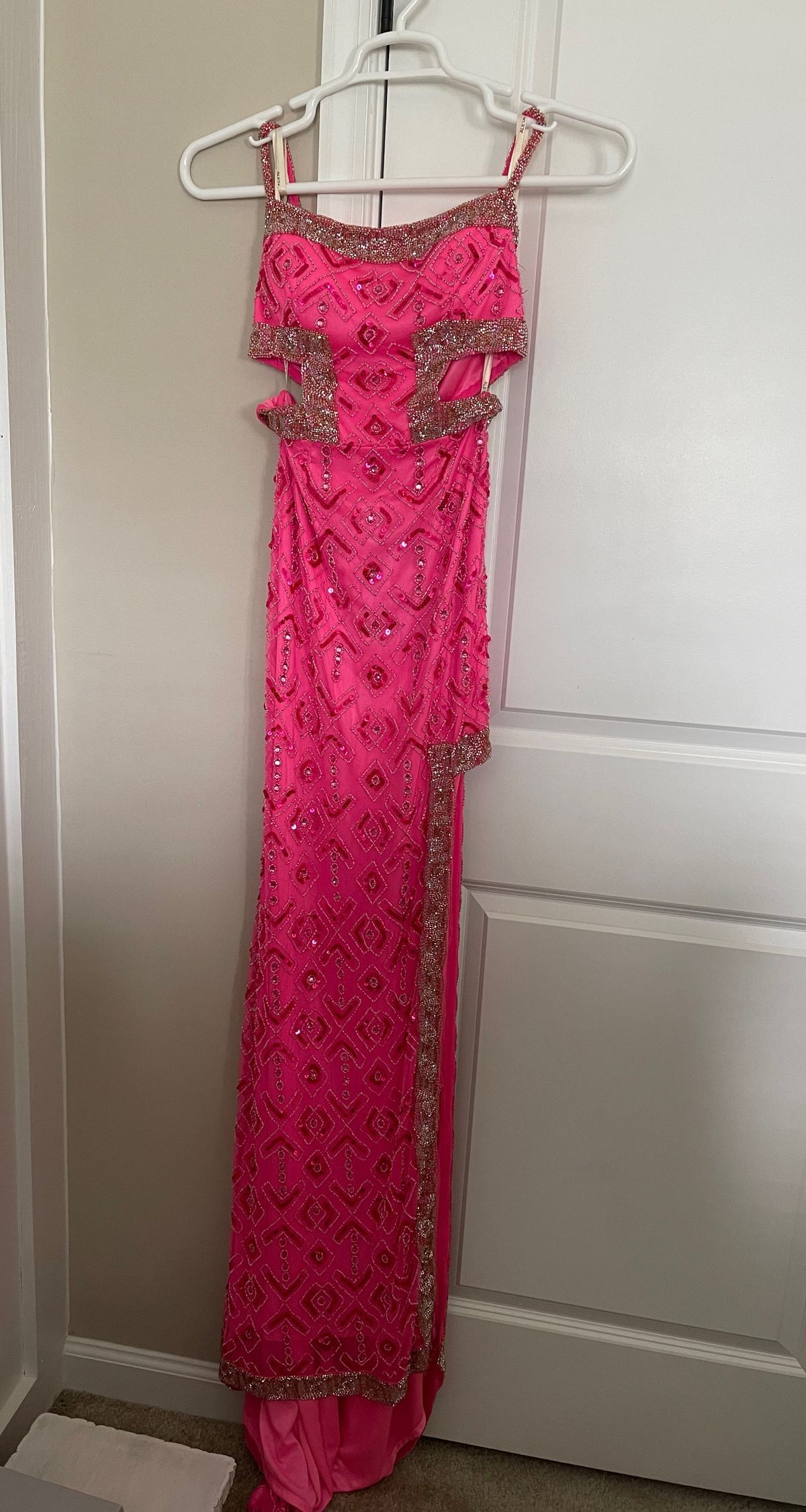 Style 1139 Aleta Size 4 Pink Side Slit Dress on Queenly