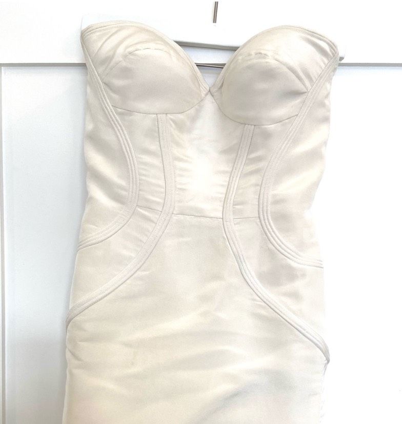 Oscar De La Renta Size 2 Wedding Strapless Satin White Ball Gown on Queenly