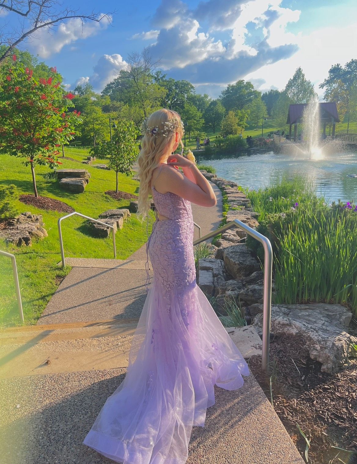 Size 8 Prom Plunge Purple Mermaid Dress on Queenly