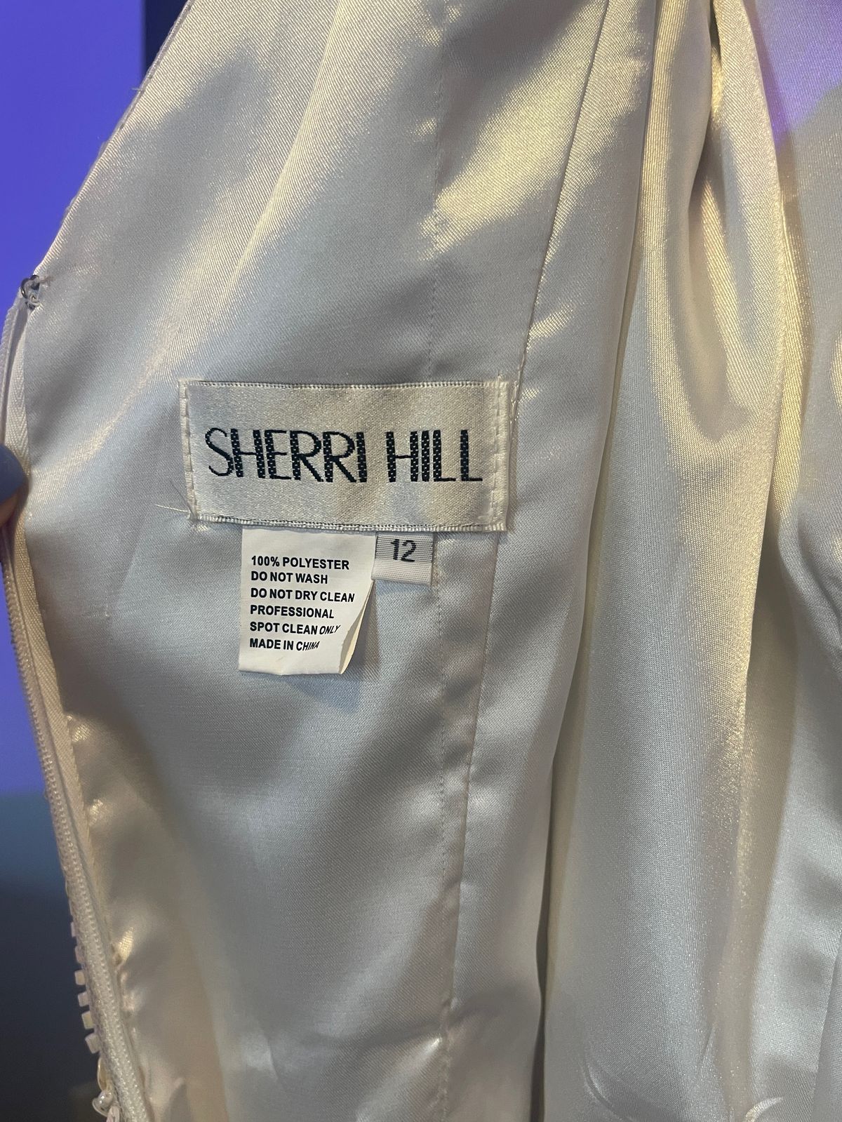 Sherri Hill Size 12 Prom Plunge White Cocktail Dress on Queenly