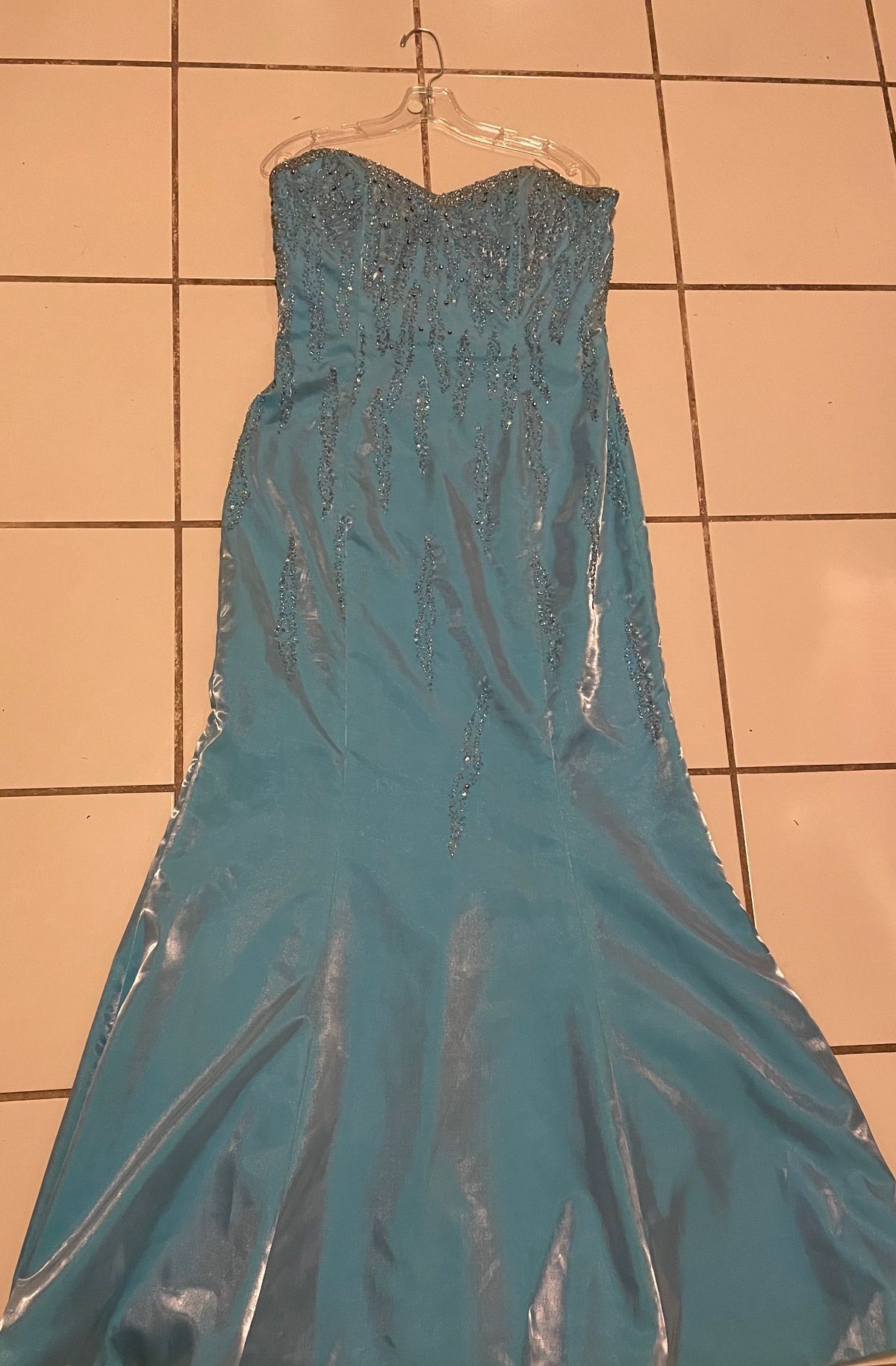 Size 14 Prom Strapless Blue Mermaid Dress on Queenly