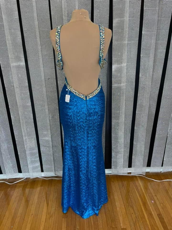 Size 4 Prom Plunge Blue Floor Length Maxi on Queenly