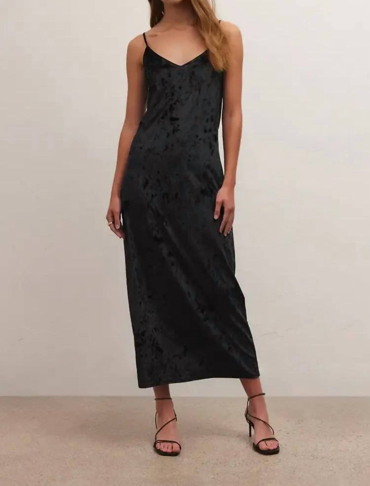 Style 1-1985630434-149 Z Supply Size L Velvet Black Cocktail Dress on Queenly