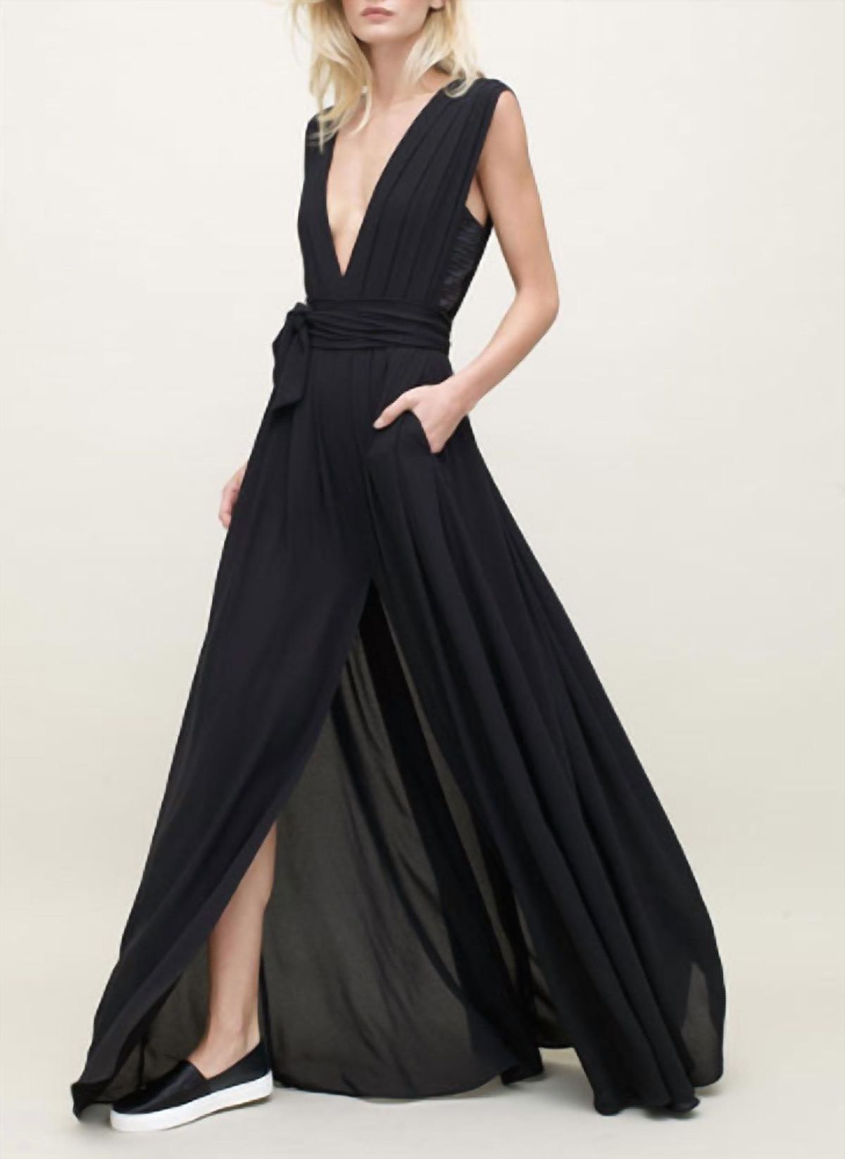 Style 1-4289797090-425 L'Agence Size 8 Black Floor Length Maxi on Queenly