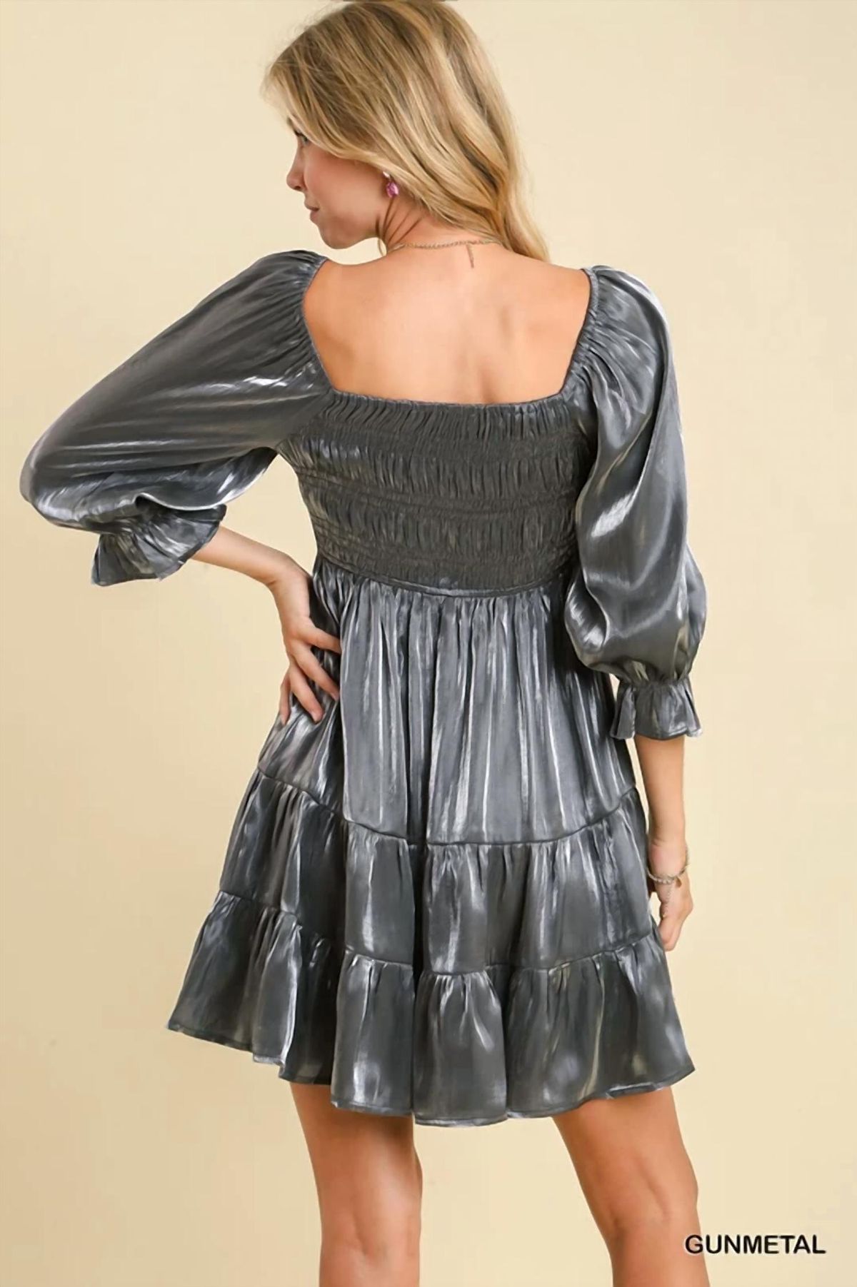 Style 1-470978731-74 umgee Size S Long Sleeve Gray Cocktail Dress on Queenly