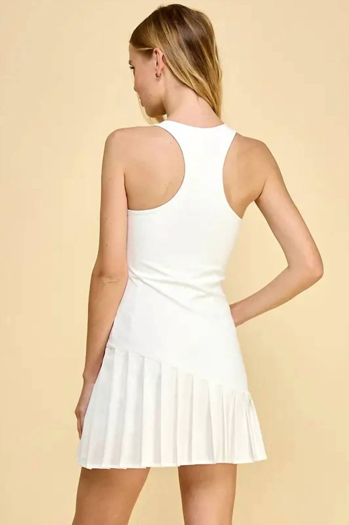 Style 1-918584283-74 TCEC Size S White Cocktail Dress on Queenly