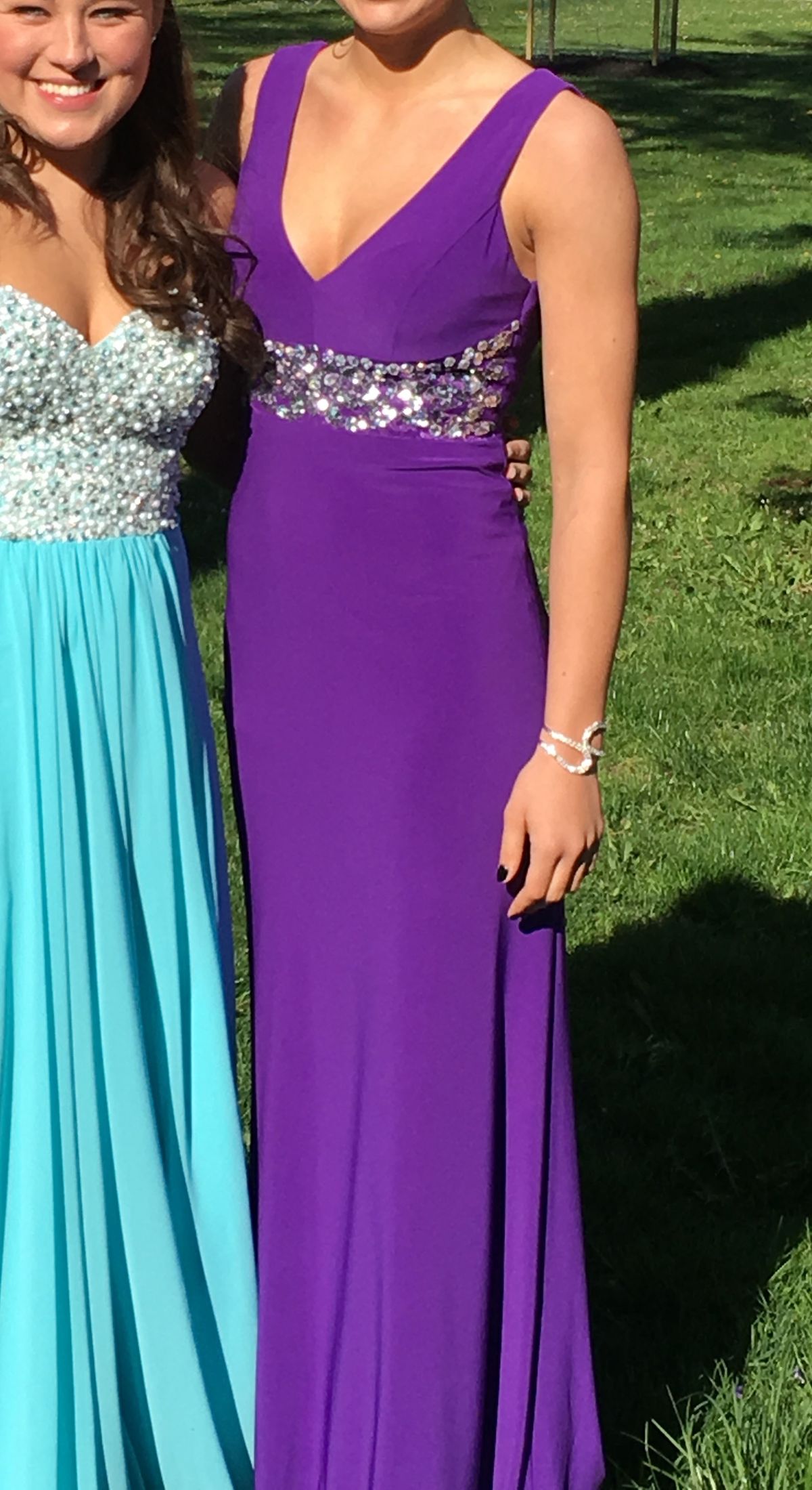 Size 6 Prom Plunge Purple A-line Dress on Queenly