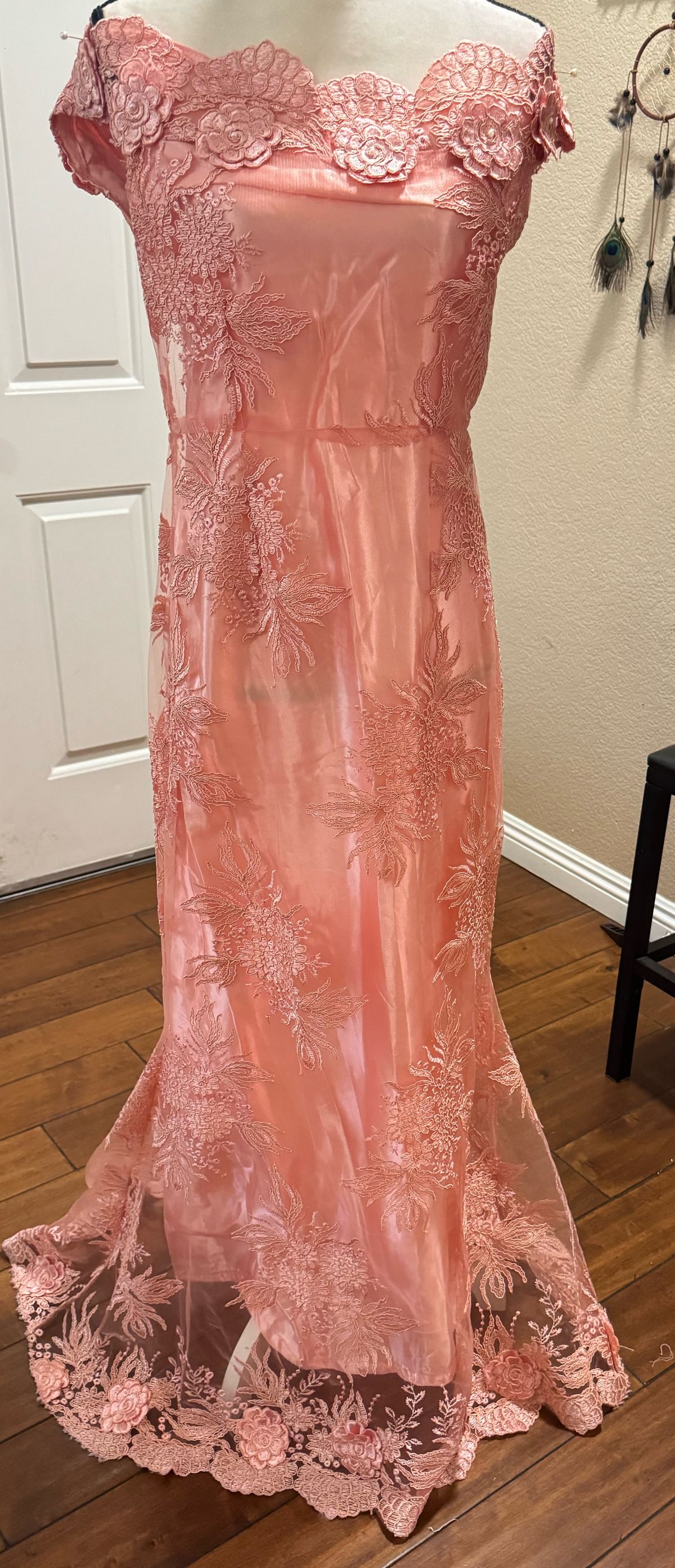 Size 8 Wedding Guest Off The Shoulder Nude Mermaid Dress on Queenly