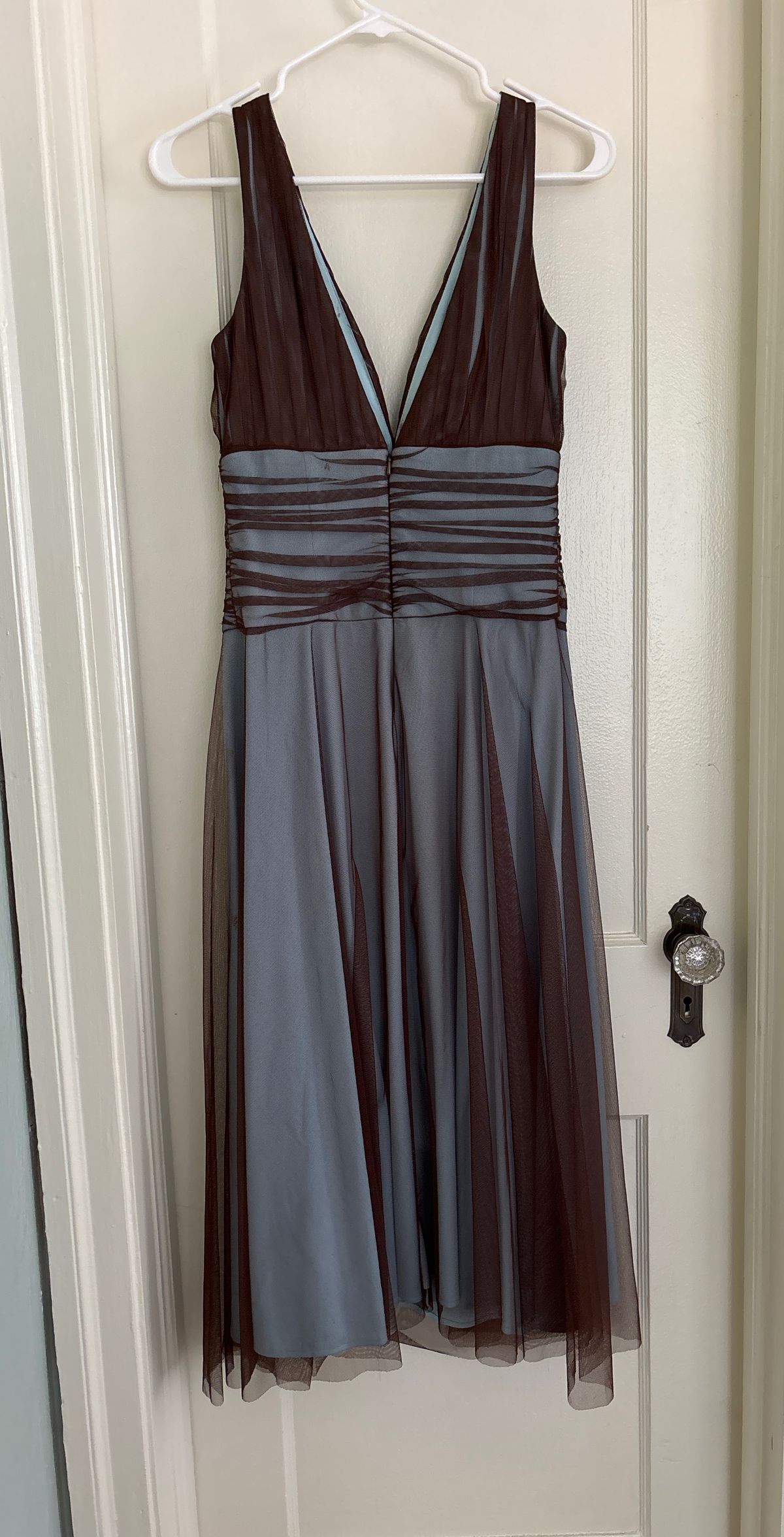 Size 6 Prom Plunge Blue A-line Dress on Queenly