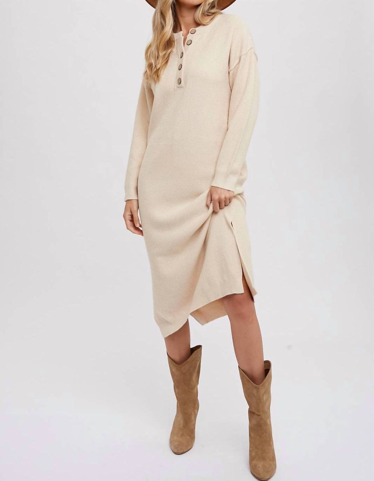 Style 1-1013067349-74 BluIvy Size S Long Sleeve Nude Cocktail Dress on Queenly