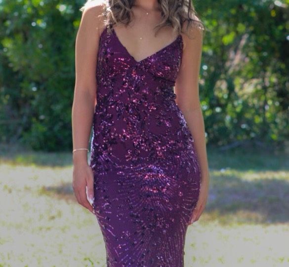 Style 405002532939 Windsor Size S Prom Plunge Purple Mermaid Dress on Queenly