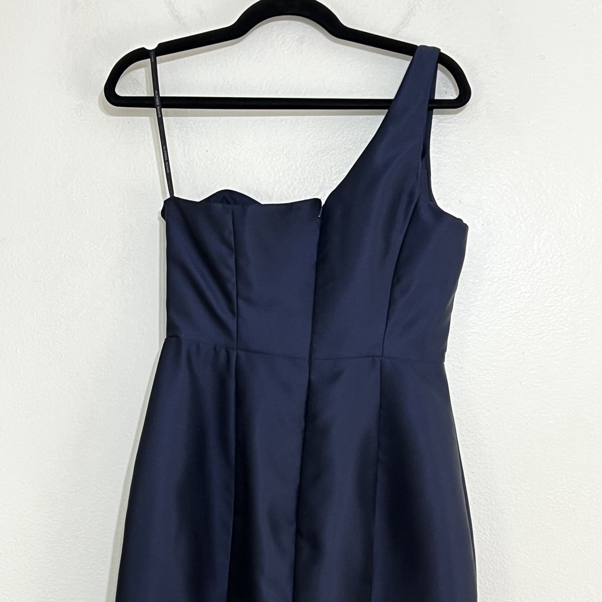 Style D827 Alfred Sung Size 4 One Shoulder Blue Side Slit Dress on Queenly