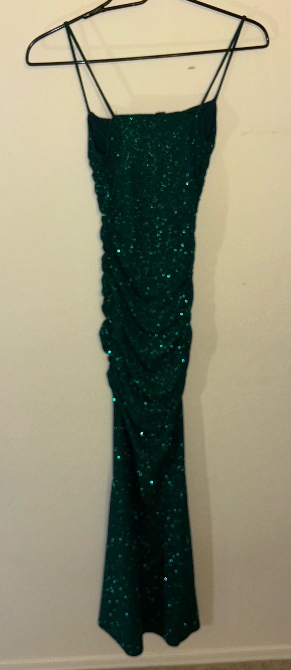 Windsor Size XS Prom Plunge Green Cocktail Dress on Queenly