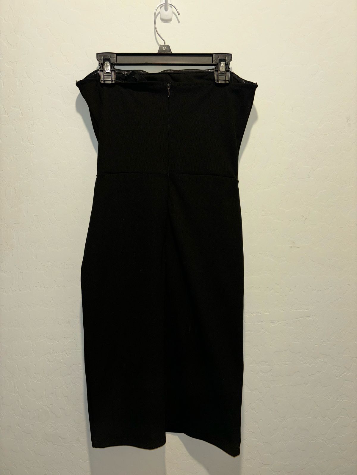 celebrity fashion Size S Strapless Black Cocktail Dress on Queenly