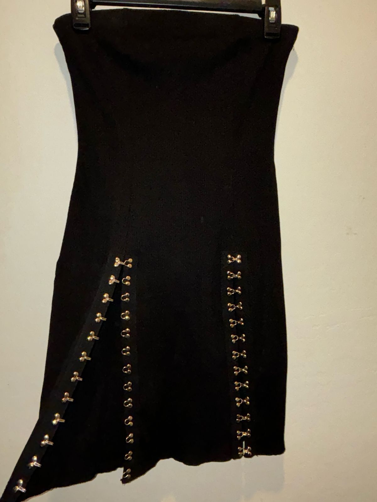 better be Size M Nightclub Strapless Black Cocktail Dress on Queenly