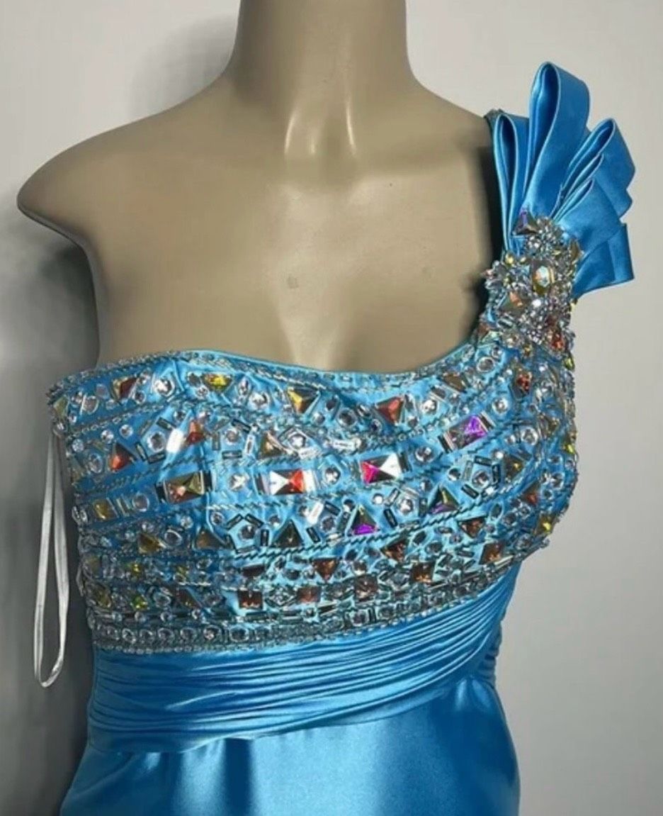 Tony Bowls Size 10 One Shoulder Blue Floor Length Maxi on Queenly