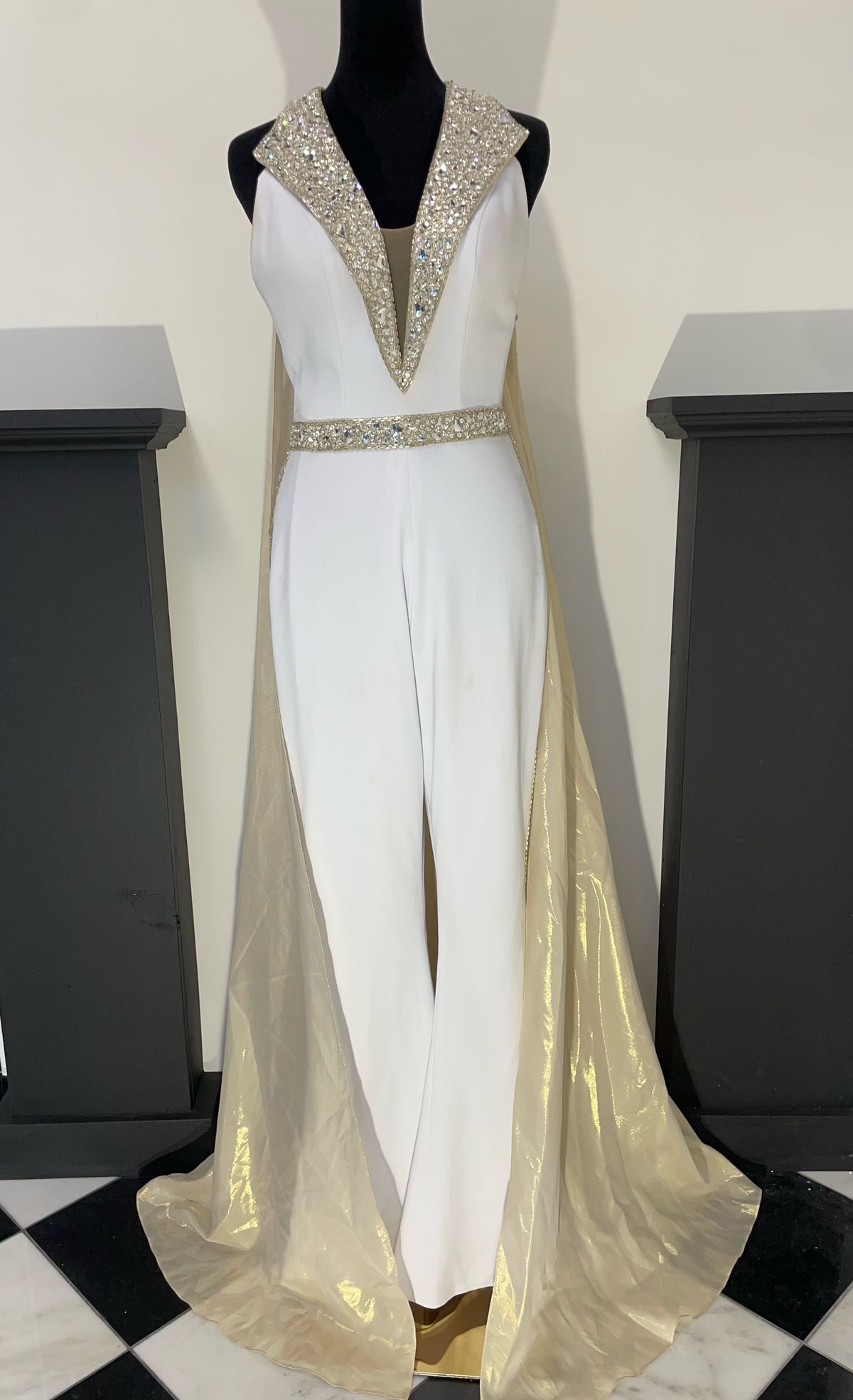 Shawn Yearick Size 4 Pageant Halter White Formal Jumpsuit on Queenly