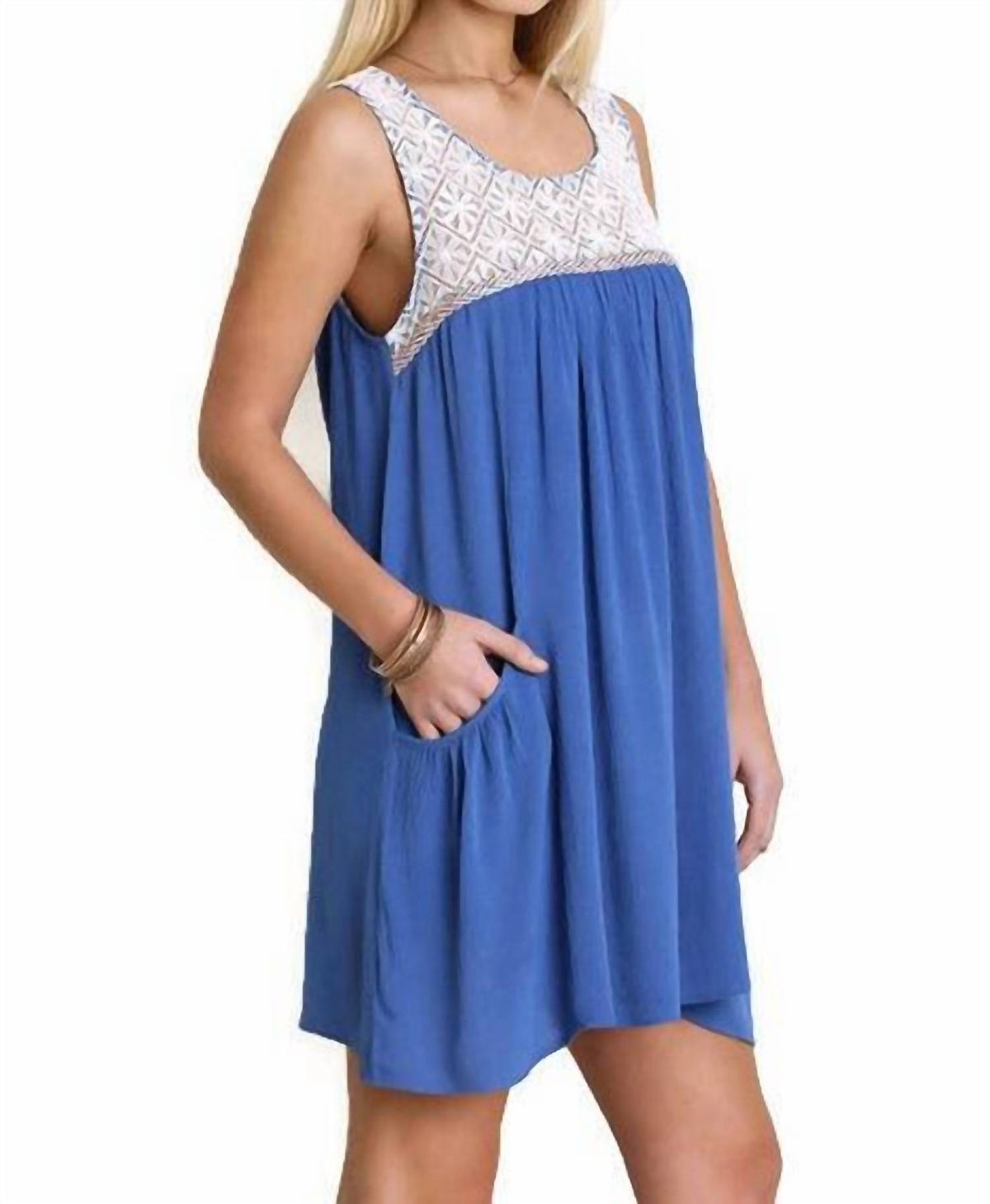 Style 1-2824776840-149 umgee Size L Lace Blue Cocktail Dress on Queenly