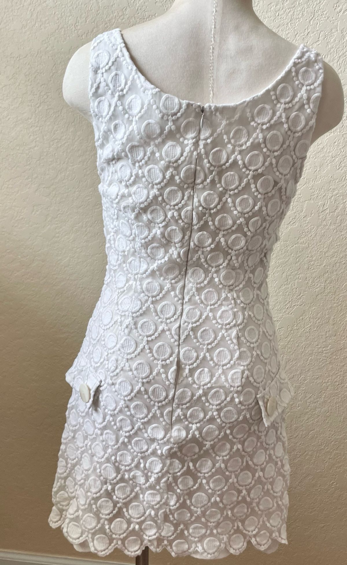  bebe Size S Prom White Cocktail Dress on Queenly