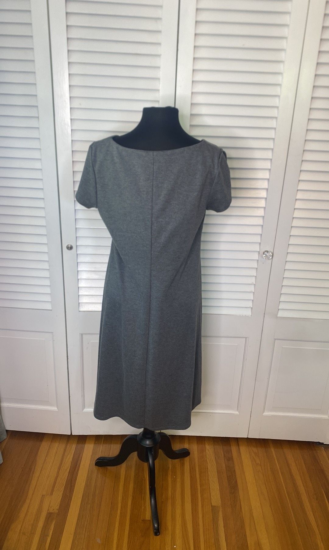 Merona Size XL Wedding Guest Gray Cocktail Dress on Queenly