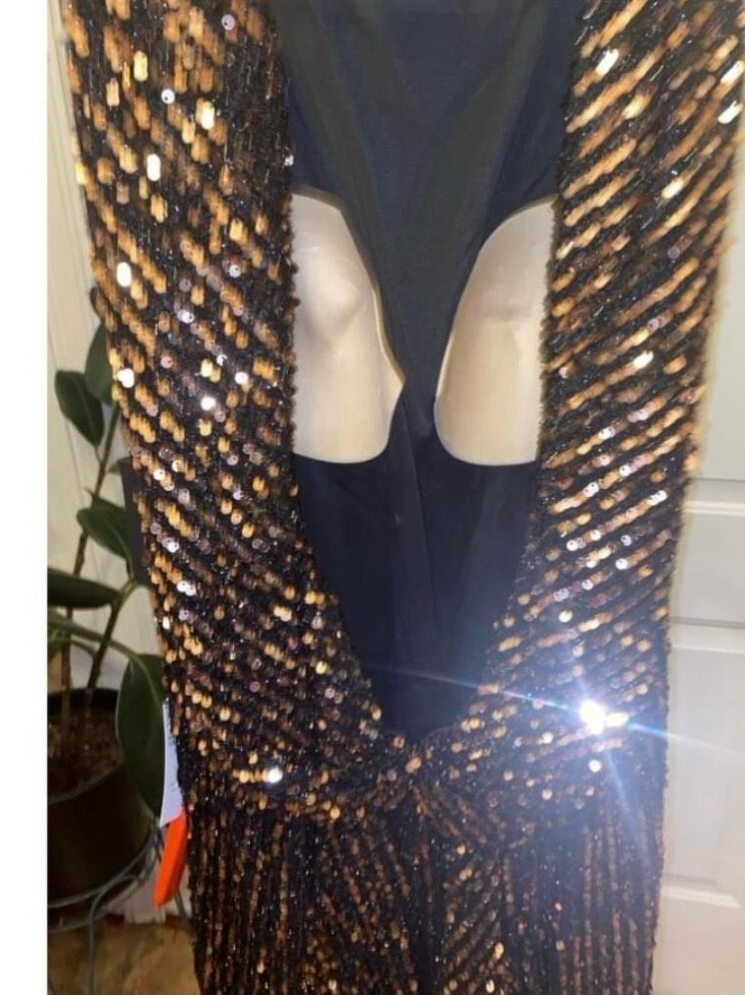 Mac Duggal Size 14 Gold Mermaid Dress on Queenly