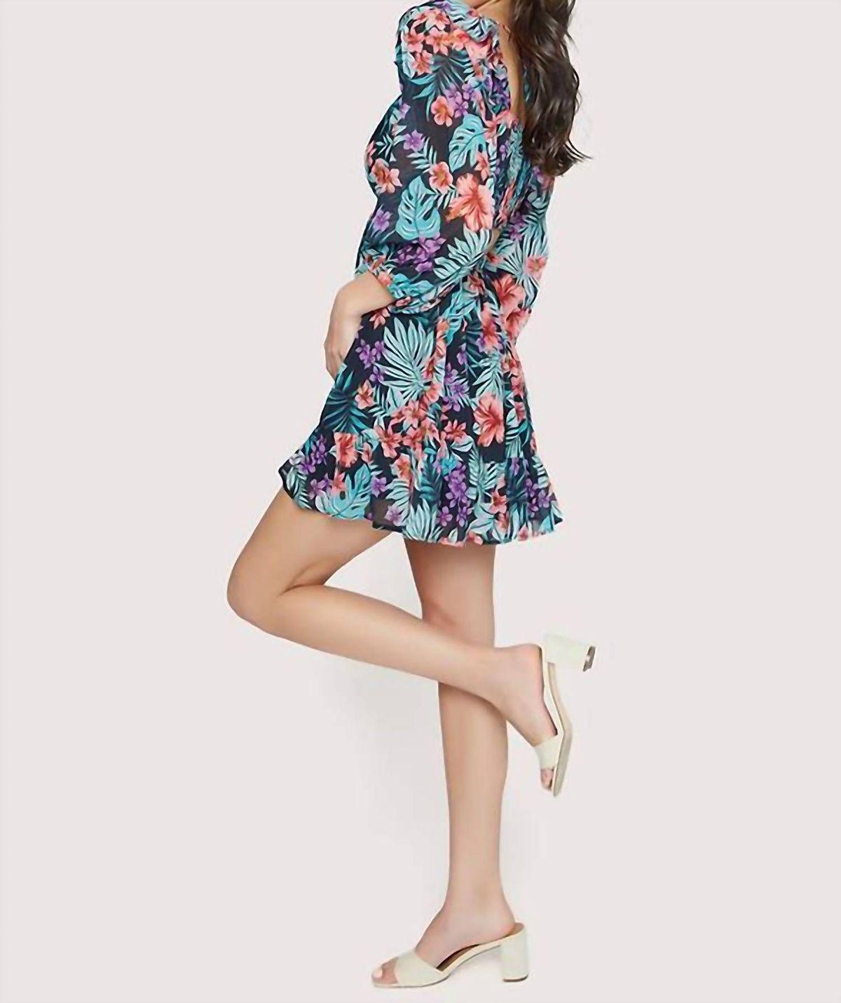 Style 1-3480913013-74 LOST + WANDER Size S Black Cocktail Dress on Queenly