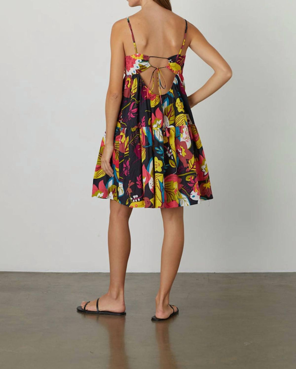 Style 1-772284228-892 Velvet by Graham & Spencer Size M Floral Black Cocktail Dress on Queenly