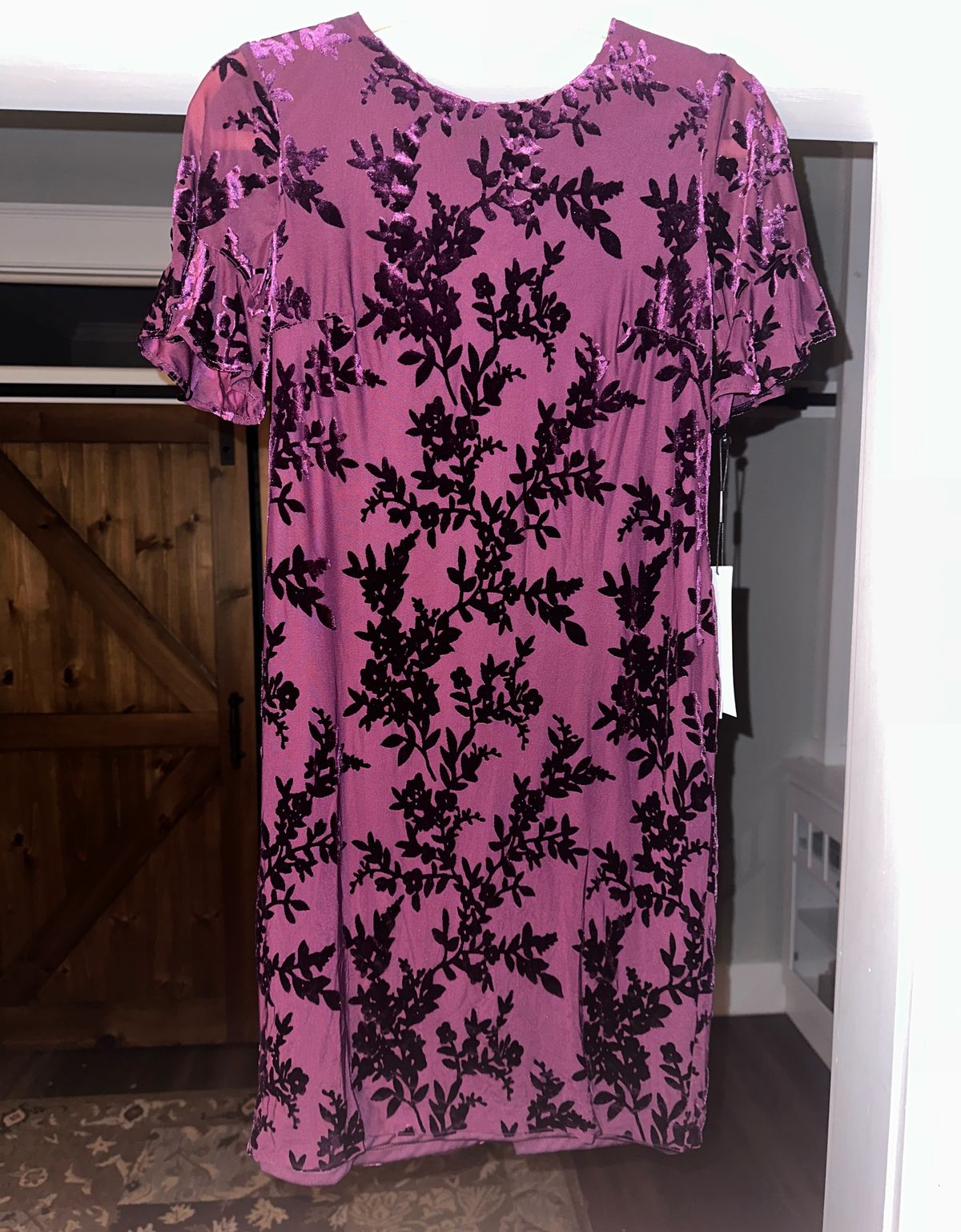 Calvin Klein Size 6 Prom Purple Cocktail Dress on Queenly