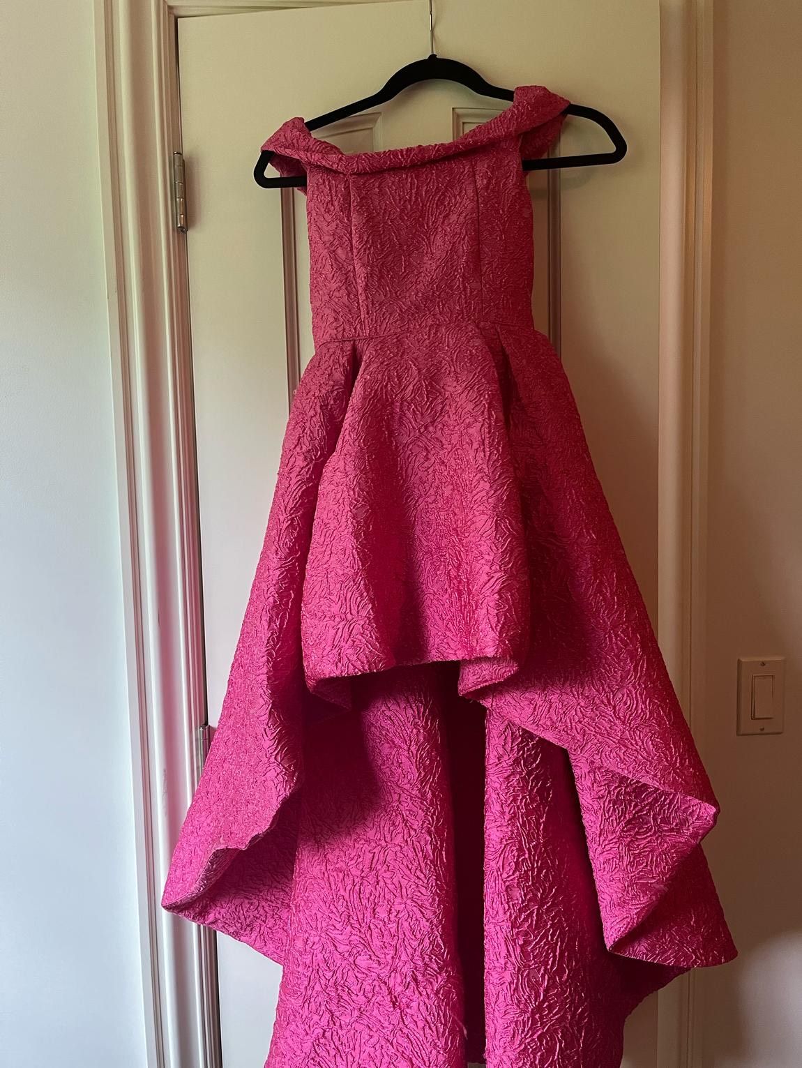 Sherri Hill Size 2 Prom Off The Shoulder Lace Hot Pink Ball Gown on Queenly