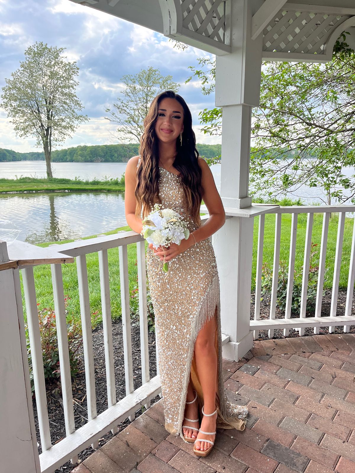 Queenly | Buy and sell prom, pageant, and formal dresses