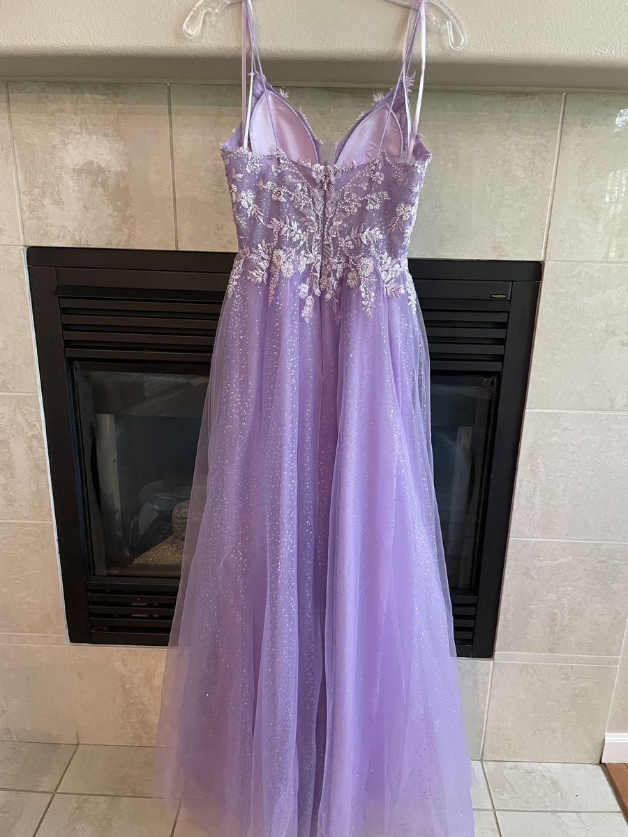 Queenly | Buy and sell prom, pageant, and formal dresses