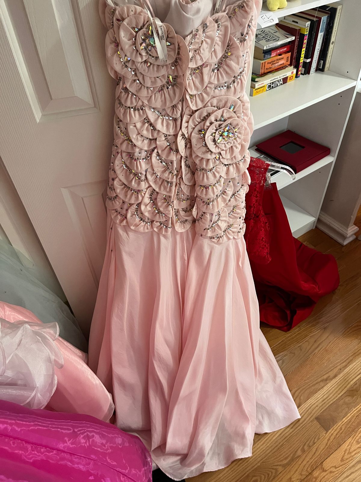 Tony Bowls Size 0 Prom Strapless Pink Mermaid Dress on Queenly