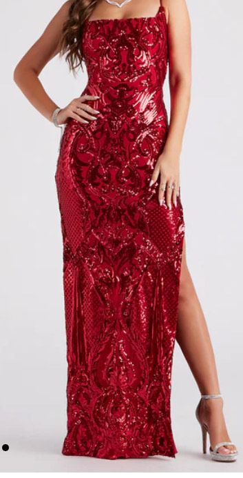 Queenly | Buy and sell prom, pageant, and formal dresses