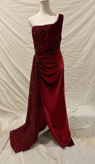 Plus Size 16 One Shoulder Velvet Red Side Slit Dress on Queenly