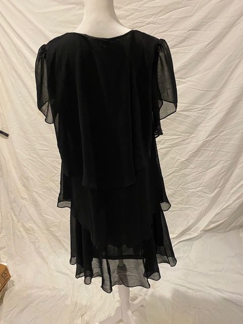 Plus Size 18 Black Cocktail Dress on Queenly