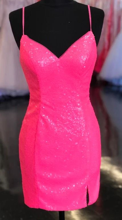 Style 10709 Dave and Johnny Size 6 Nightclub Plunge Pink Cocktail Dress on Queenly