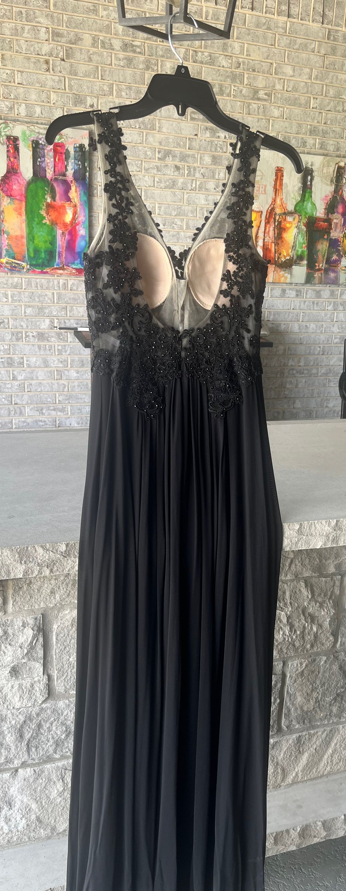 Sherri Hill Size 2 Prom Plunge Black A-line Dress on Queenly