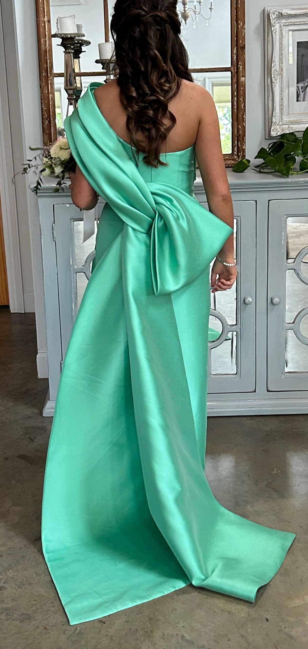 Size 4 Prom One Shoulder Green Floor Length Maxi on Queenly