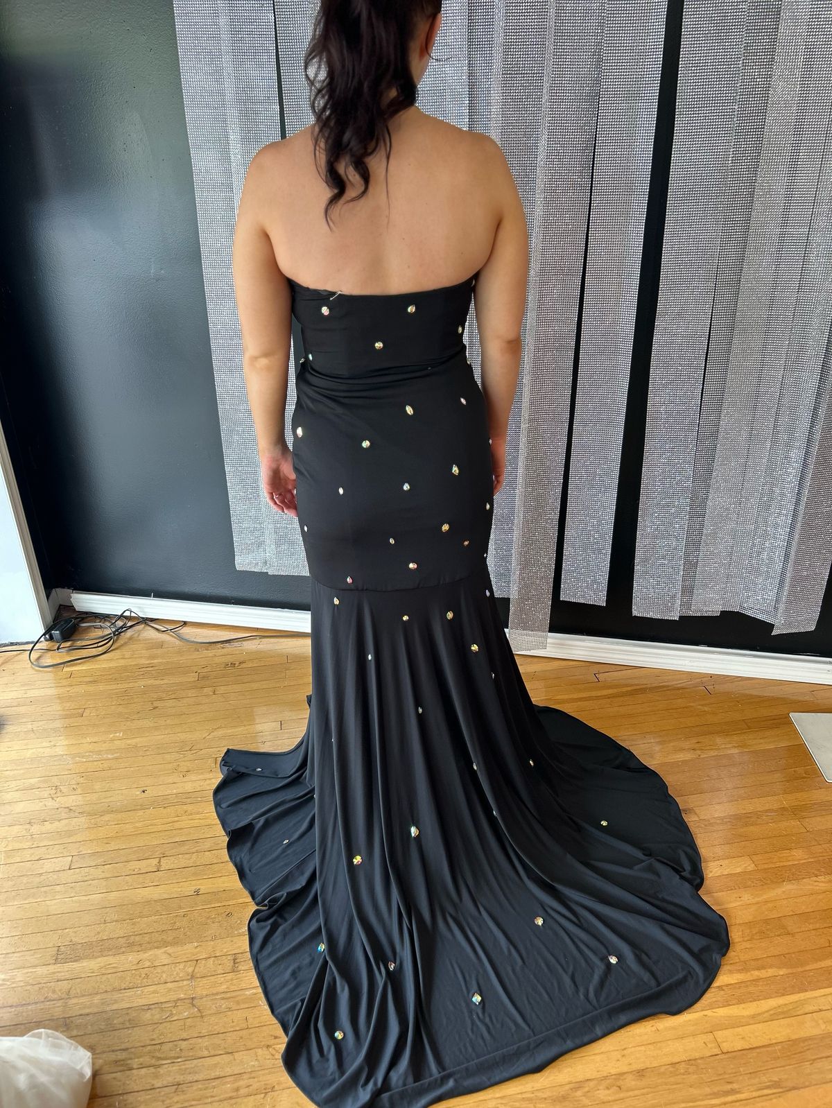 Size 6 Prom Strapless Black Side Slit Dress on Queenly